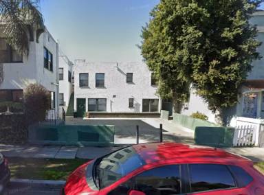 Main picture of 2033 E 4th St