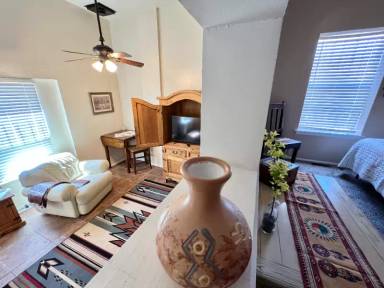 Main picture of 5400 Marble Ave NE