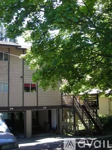 Main picture of 2636 SW Beaverton Hillsdale Hwy