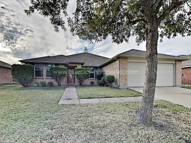 Main picture of 3604 McClintick Rd