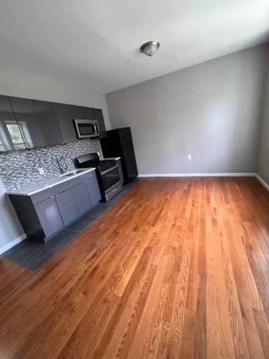 Main picture of 131 S Harrison St