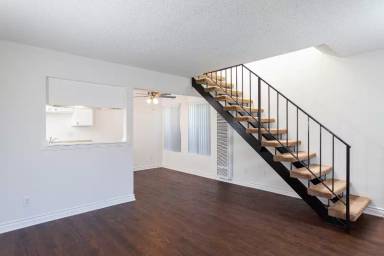 Main picture of 11072 Excelsior Dr
