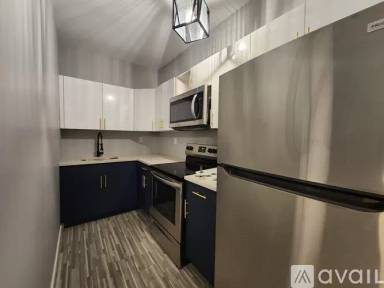 Main picture of 222 Broadway