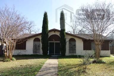 Main picture of 724 Snowden Dr