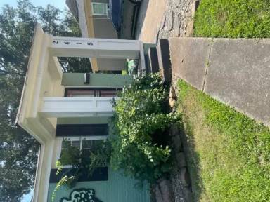 Main picture of 2417 Deadrick Ave