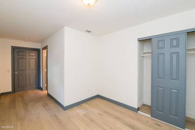 Main picture of 801 Rose Ave