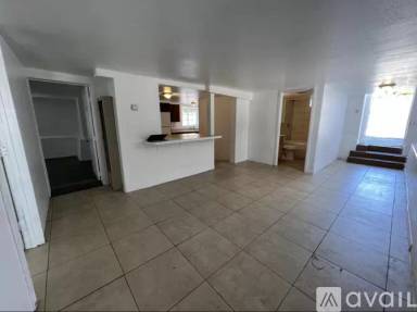 Main picture of 1776 Clarke St