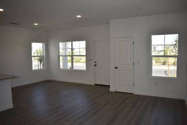 Main picture of 4290 Aura Way