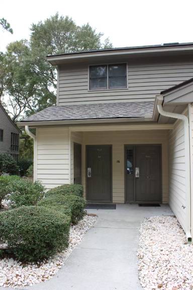 Main picture of 228-16AL Clubhouse Road