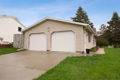 Main picture of 2110 26th Ave NW