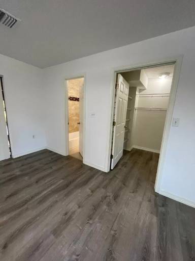Main picture of 3411 Sunrise Blvd