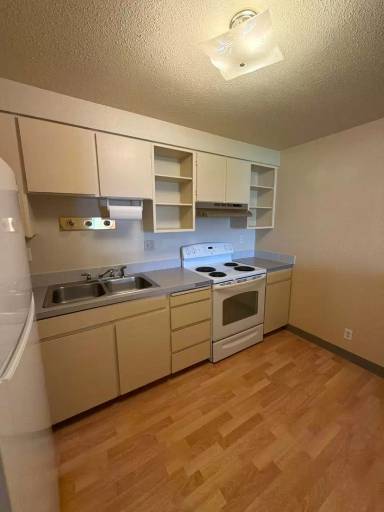 Main picture of 2124 Arthur St