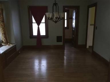 Main picture of 25 Midvale Ter