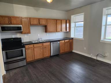 Main picture of 2125 Bainbridge St