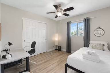 Main picture of 14808 N 36th Pl