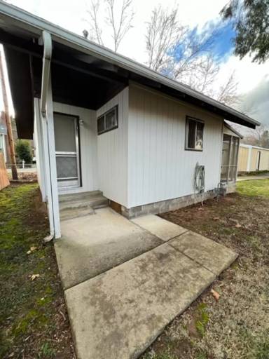 Main picture of 310 N 8th St