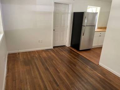 Main picture of 207 Smith Ct