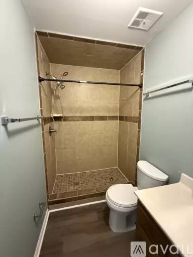 Main picture of 2410 McLean St
