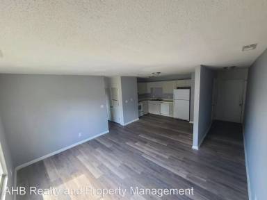 Main picture of 410 S Ayersville Rd