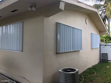 Main picture of 9500 Dominican Dr