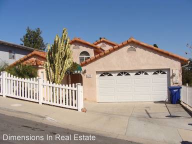 Main picture of 4655 Munroe St