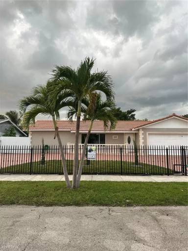 Main picture of 10805 SW 165th Ter