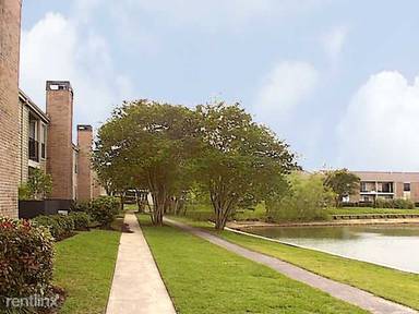 Main picture of Breakers
