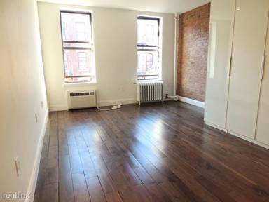 Main picture of 86 Clinton St
