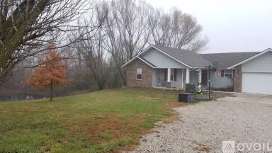 Main picture of 5464 N Farm Road 243
