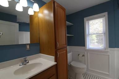 Main picture of 101 E Magnolia Ln