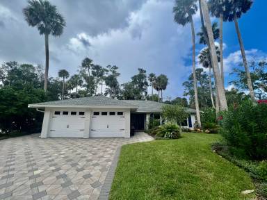 Main picture of 101 Sanchez Ct