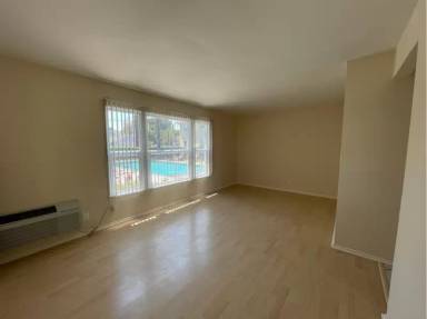 Main picture of 6222 Hazeltine Ave