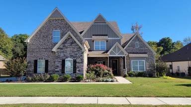 Main picture of 130 Creekmound Dr