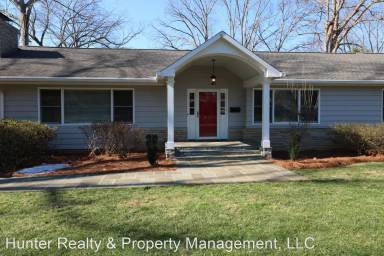 Main picture of 980 Wellington Rd