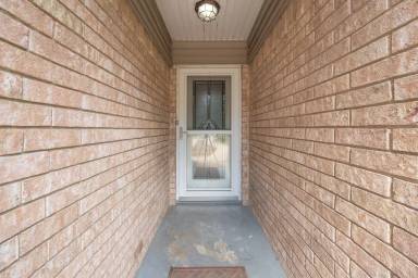 Main picture of 501 Calhoun Dr