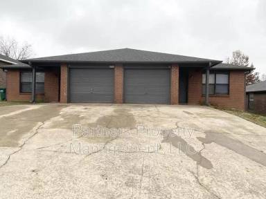 Main picture of 5705 Sara St