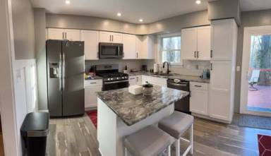 Main picture of 1310 Farley Ct S