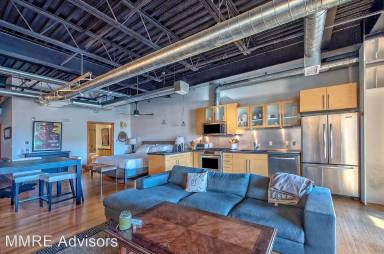 Main picture of 4020 N Scottsdale Rd