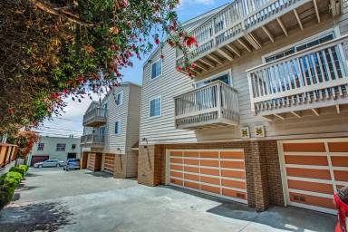 Main picture of 519 Baden Ave