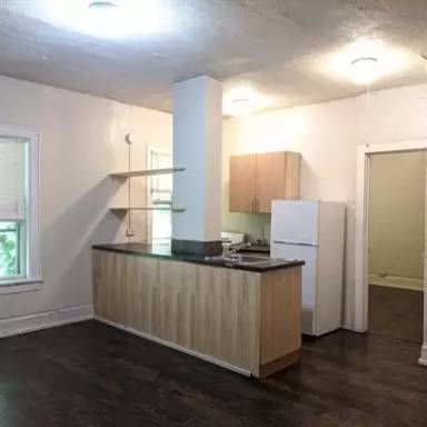 Main picture of 1828 Park Ave