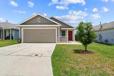 Main picture of 5210 Everett Loop