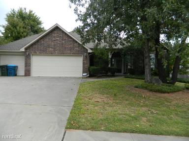 Main picture of 2333 Steeplechase Rd