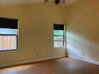 Main picture of 5000 Galen Ct