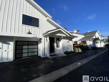Main picture of 375 W Napa St