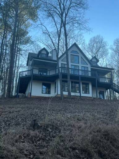 Main picture of 235 Tom Jones Rd