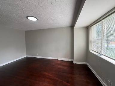 Main picture of 12406 S Normal Ave