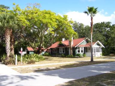 Main picture of 520 Avery Ave