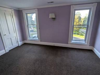 Main picture of 274 Gooding St