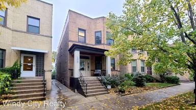 Main picture of 1518 W Balmoral Ave