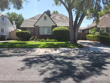 Main picture of 4738 8th Ave